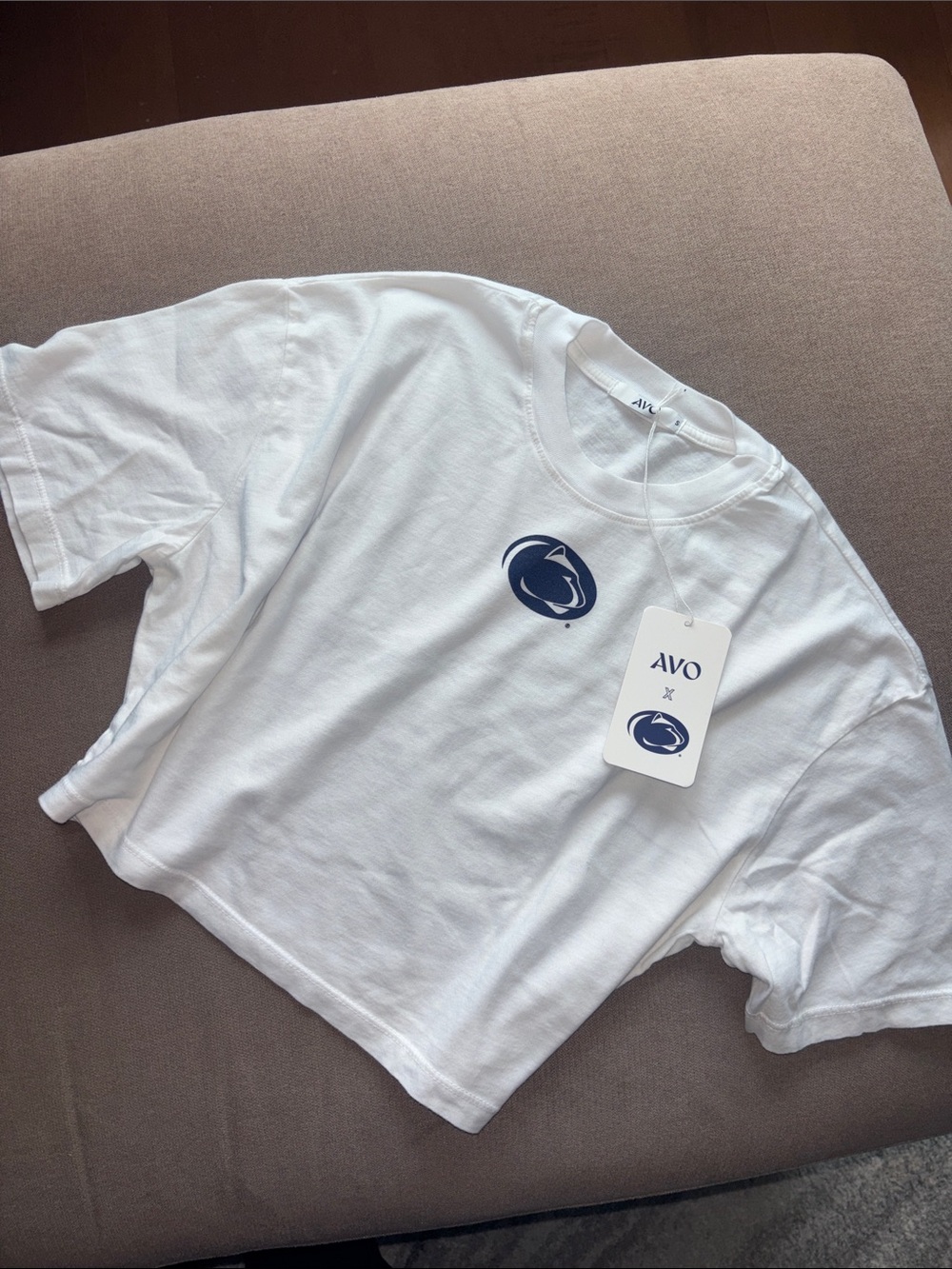 Avo Penn State cropped tee